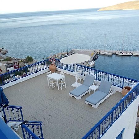 Marinas Studios Livadia  Exterior photo
