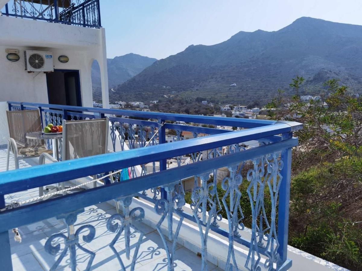 Marinas Studios Livadia  Exterior photo