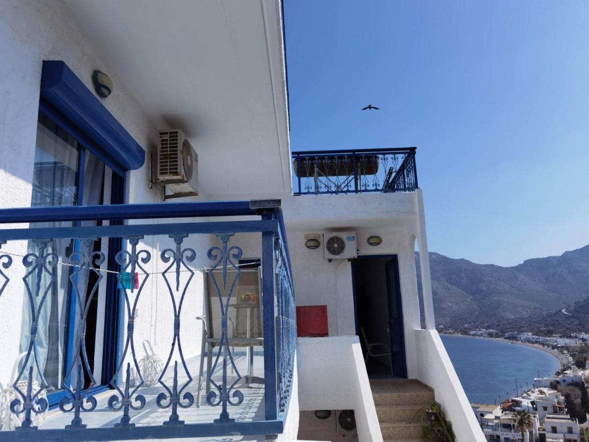Marinas Studios Livadia  Exterior photo