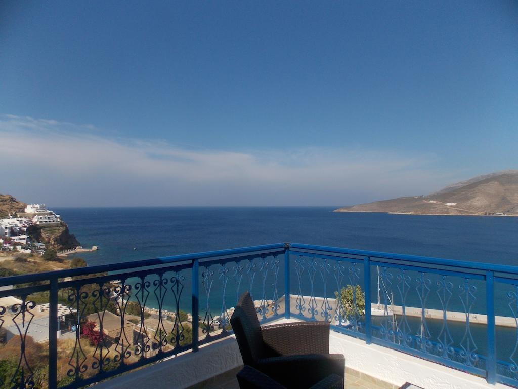 Marinas Studios Livadia  Exterior photo